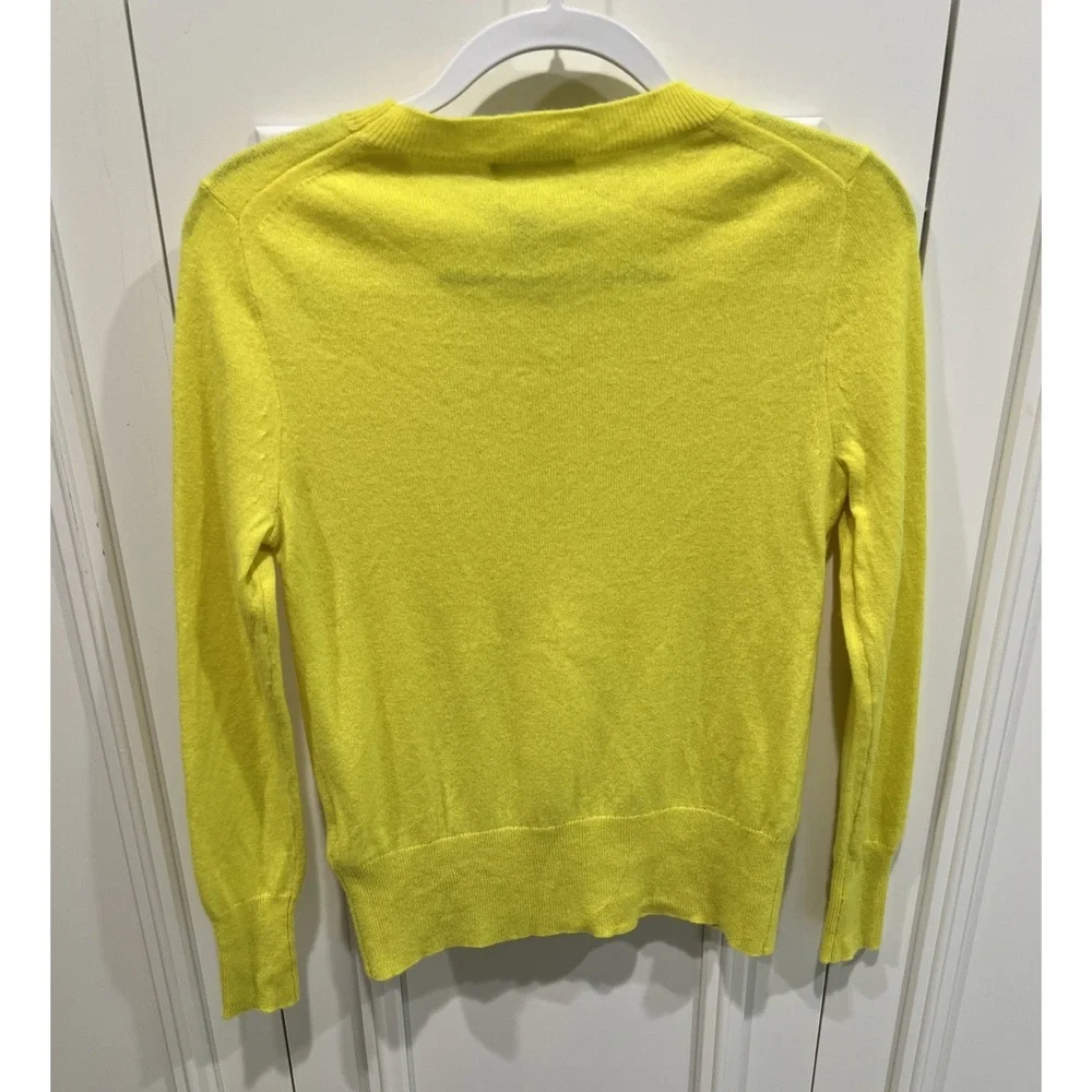 J. Crew 100% Cashmere Classic Fit Crewneck Pullover Sweater Yellow XS Preppy